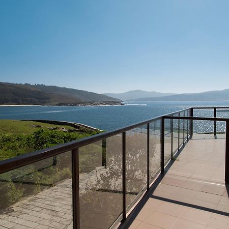 Apartamentos Turisticos Playa De Osmo Corme Bagian luar foto