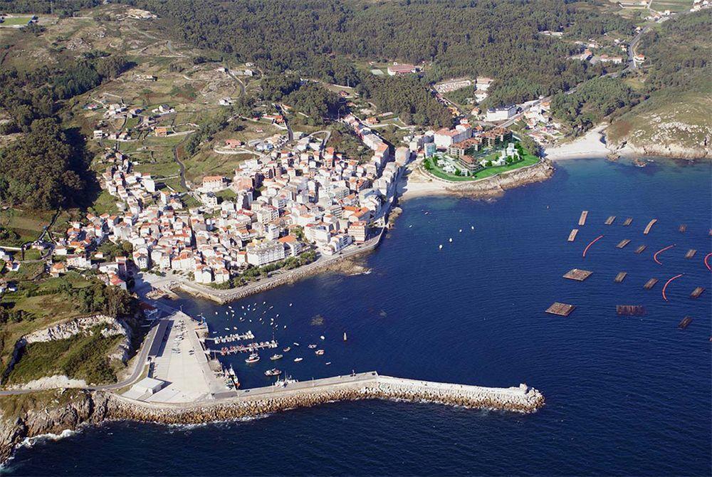 Apartamentos Turisticos Playa De Osmo Corme Bagian luar foto