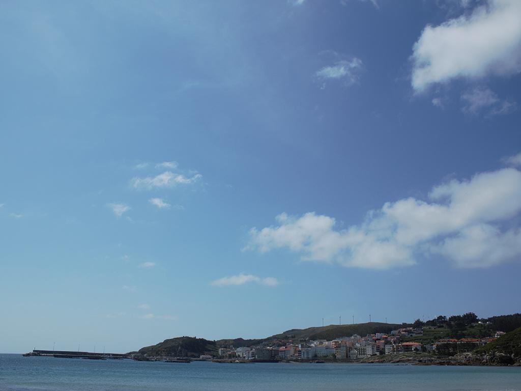 Apartamentos Turisticos Playa De Osmo Corme Bagian luar foto