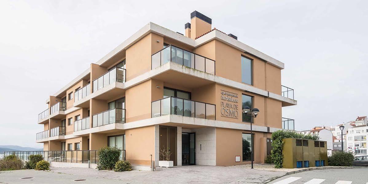 Apartamentos Turisticos Playa De Osmo Corme Bagian luar foto