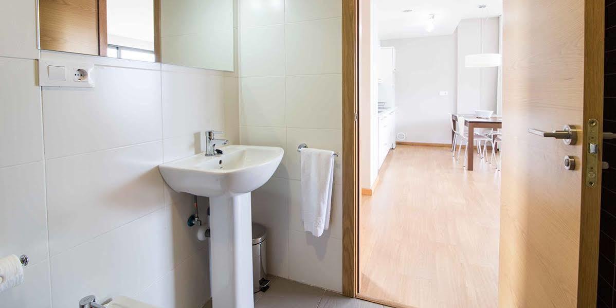 Apartamentos Turisticos Playa De Osmo Corme Bagian luar foto