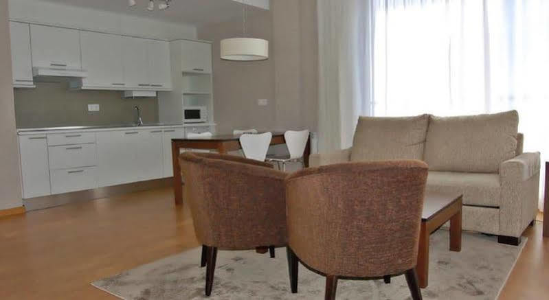 Apartamentos Turisticos Playa De Osmo Corme Bagian luar foto
